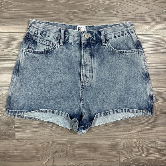 BDG Urban Outfitters Light Wash Denim Carpenter High Rise Shorts Size 29 - Picture 1 of 5